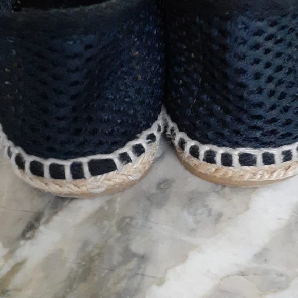 Chanel shoes - Picture 7 of 12